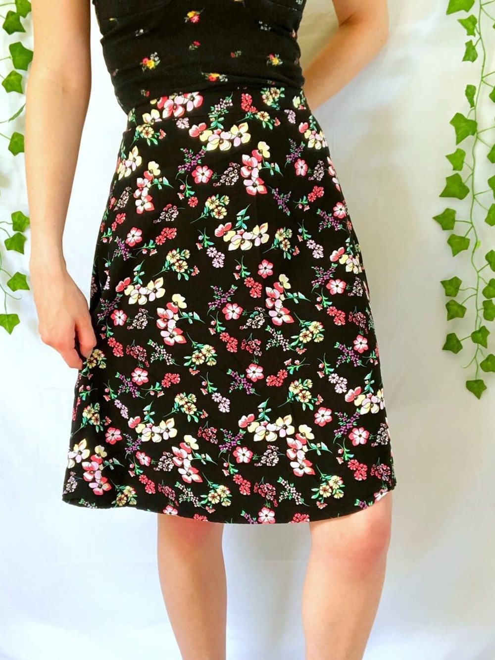 Vintage 90s black floral A line skirt